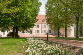  Chateau du Bost  Бельрив-Сюр-Алье